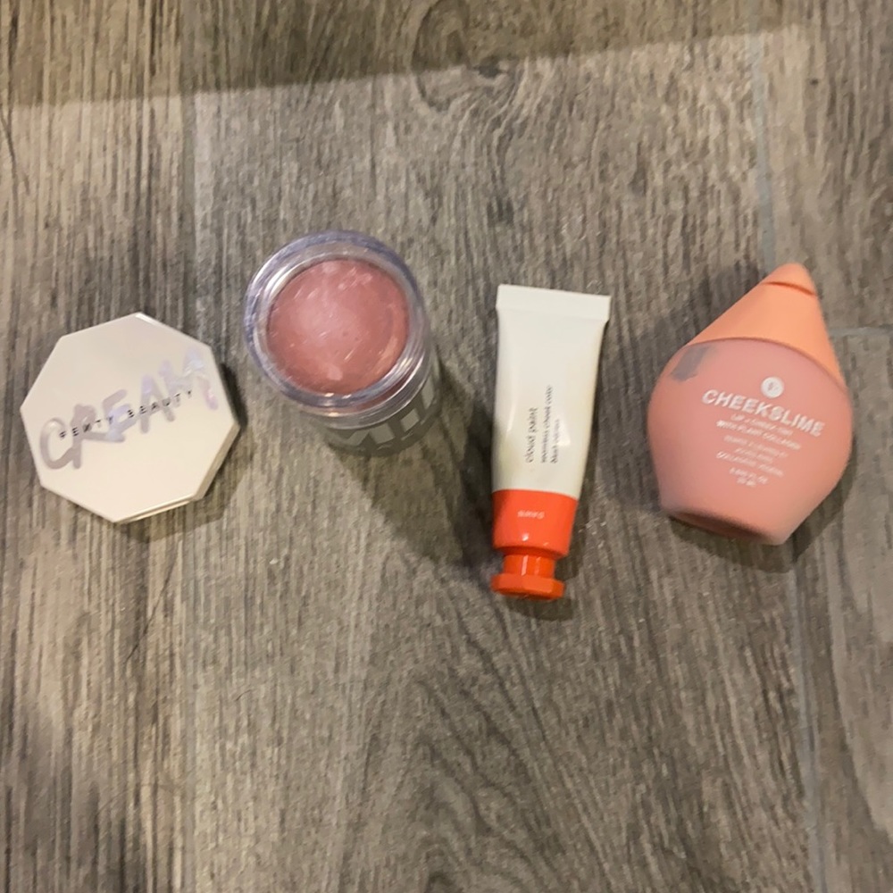 Blush bundle!! 💖